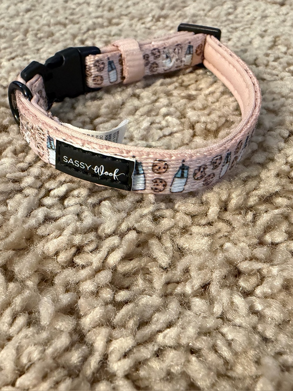 Sassy Woof Cookies Fur Santa Dog Collar